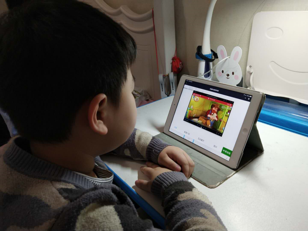 第一次見面就花式「表白」，來聽聽他們怎么說？