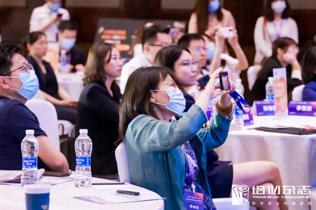 國際公益學院賈晶:直播終將顛覆企業人才培養模式 | 培訓年會 國際公益學院賈晶:直播終將顛覆企業人才培養模式 | 培訓年會